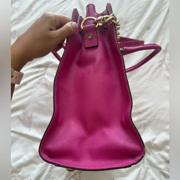 Michael Kors | Pink Large Hamilton Handbag - Picture 8 of 9